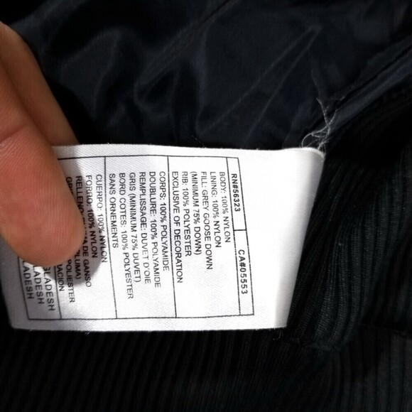 Nike Black Puffer Vest - Picture 5 of 7